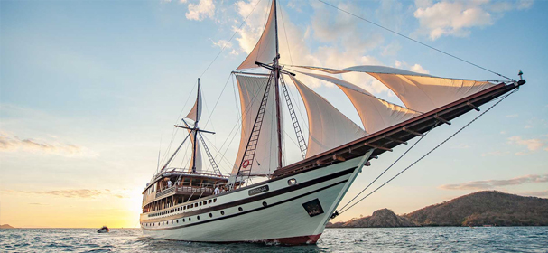 Prana Luxury Boat Charter
