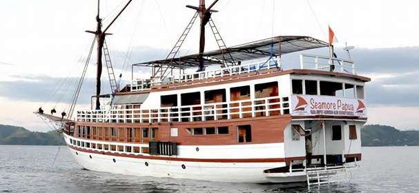 Seamore Papua Boat Charter